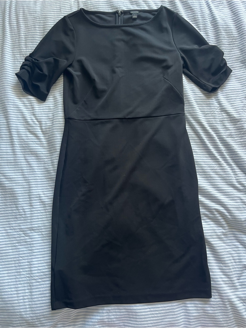 Classic Ann Taylor Black Women's Sheath Dress